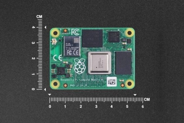 DFR0775 Raspberry Pi Compute Module 4 4GB/32GB Wi-Fi